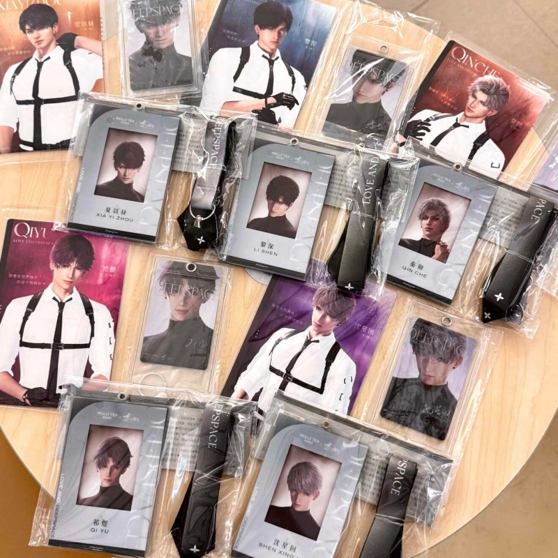 Merch Co-Branded Love And Deep – Card Penny Sleeve recenzja i cena